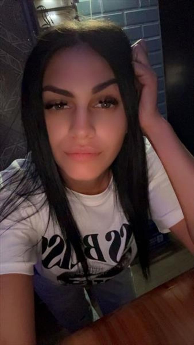 escort Emma, playful brunette in Akureyri - Akureyri 3