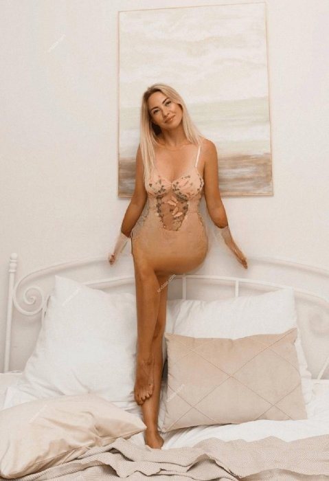 escort Aleksa, Russian beauty visiting Reykjavík - Reykjavík 3